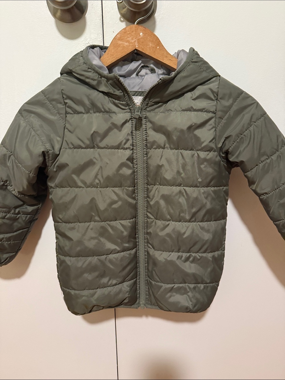 Kidโs 5T Olive Hooded Puffer Jacket